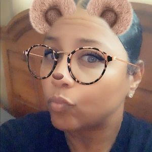 Meet your Posher, Reeshemah